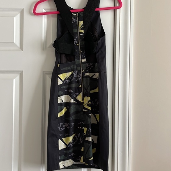 French Connection dress - Picture 2 of 6